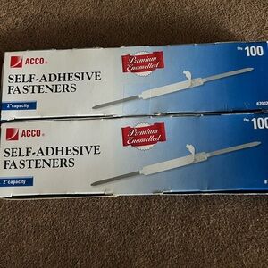 Self adhesive fasteners 2 inch capacity. Perfect for those needing to file away.